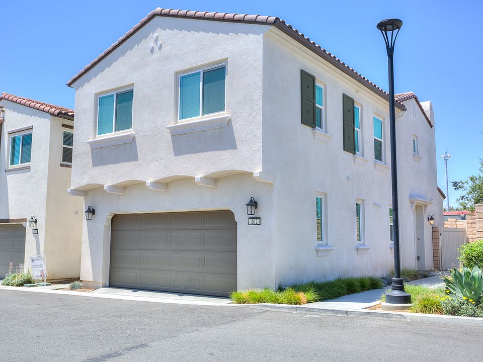 1st image of 202 Bonita Ln