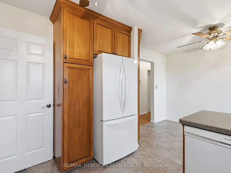 23 Crescentwood Dr — Photo 19