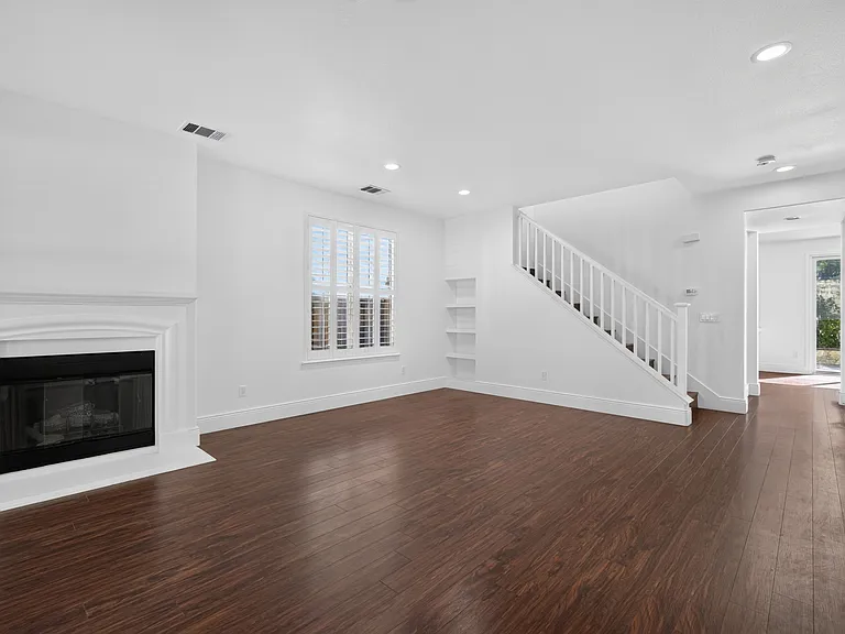 1901 Bright Willow Cir — Photo 6