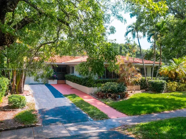 1527 Certosa Ave, Coral Gables, FL 33146