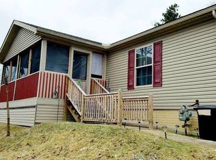 729 S 7th St, Cambridge, OH 43725
