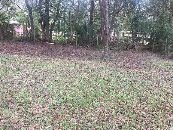 5th image of 4123 Lockhart Dr N