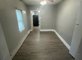 502 W Oak Ln, Glenolden, PA 19036
