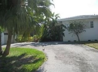 4567 Jefferson Ave, Miami Beach, FL 33140