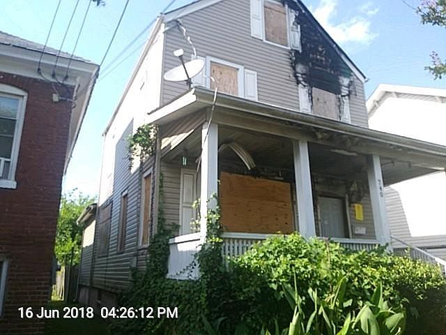 1st image of 740 E 27th St