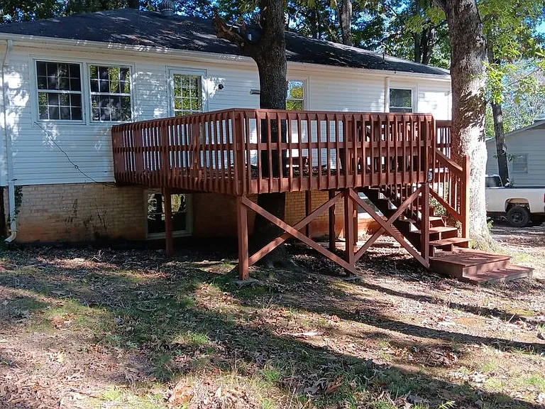 110 Middlesex Dr — Photo 5