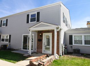151 Peter Ct Unit B, Bartlett, IL