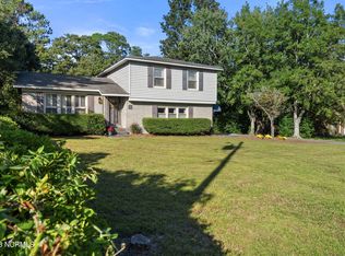 17 Pelican Point Rd, Wilmington, NC 28409