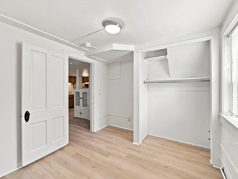 5007 W 30th Ave — Photo 12