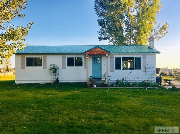 1822 Teton View Dr, Rexburg, ID 83440