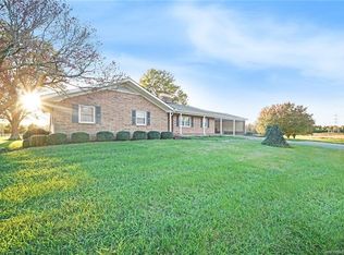 5487 Irish Potato Rd, Kannapolis, NC 28083