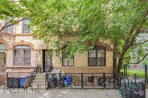 Rented by Rennit Inc. | media 17