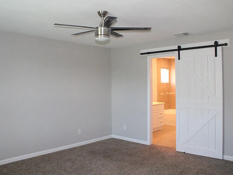 6571 Beech Trail Dr — Photo 14