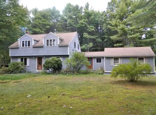 2 Nottingham Dr, Sanford, ME 04073