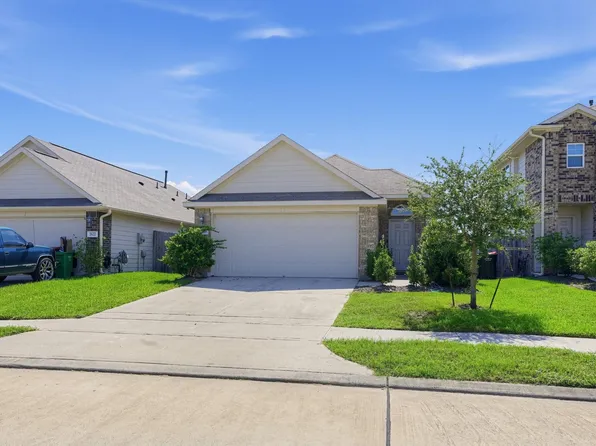 2618 Old Draw Dr, Humble, TX 77396
