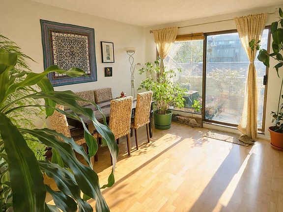 5th image of 8140 Colonial Dr #214