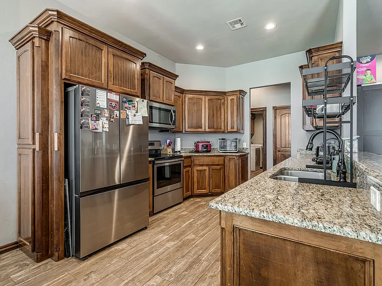 2265 County Road 1258 — Photo 21
