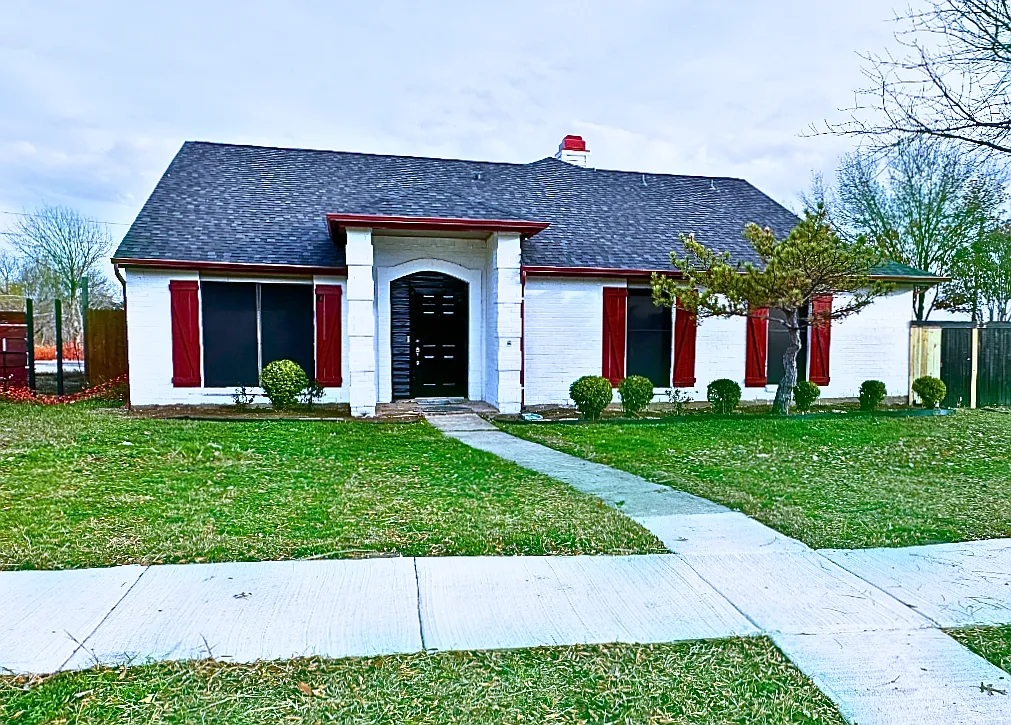 Photo 1 of 10 - O'Hare Cir - The Colony, TX Primary Photo - O'Hare Cir