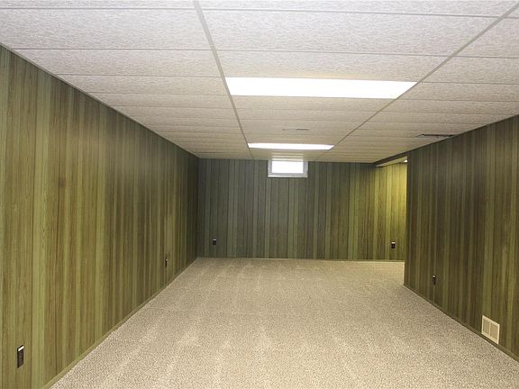 5th image of 1325 Bobolink Dr