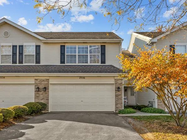 2336 Stoughton Cir, Aurora, IL