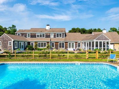 90 Herring Creek Rd, Edgartown, MA, 02539