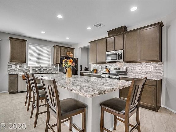 5th image of 9390 Dorrell Ln