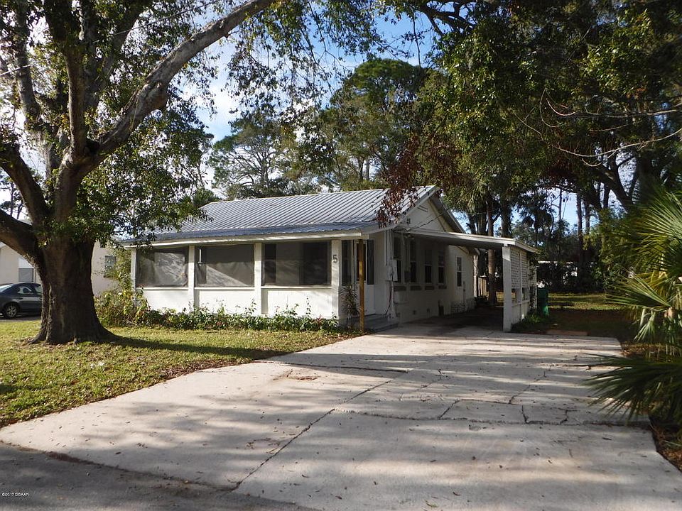 1st image of 5 Stuart Dr