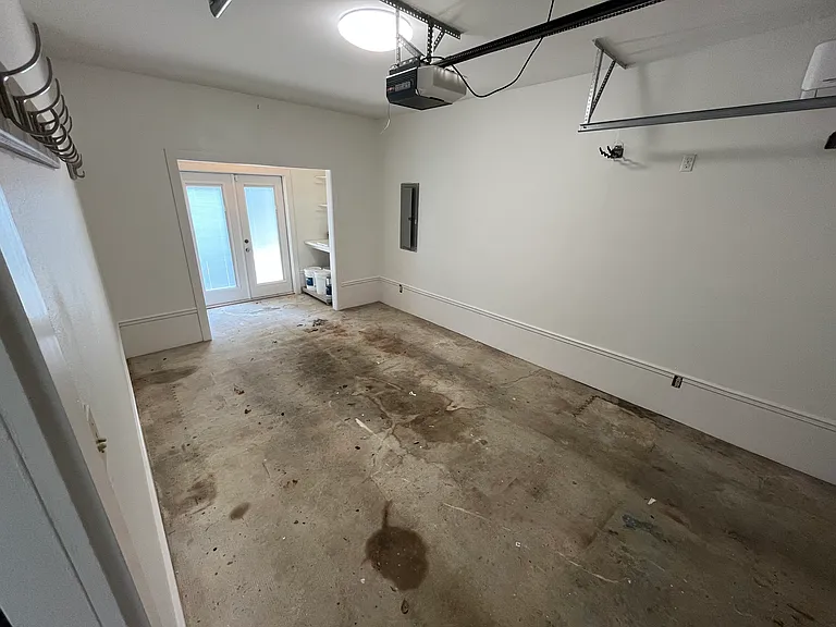 1306 Spencer Ave — Photo 17