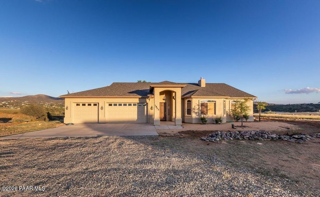 1805 S Crooked H Trl, Dewey, AZ - View 2