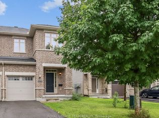 270 Keyrock Dr, Ottawa, ON K2T 0G1