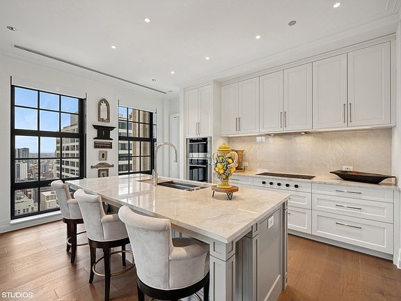 3rd image of 435 N Michigan Ave #2901