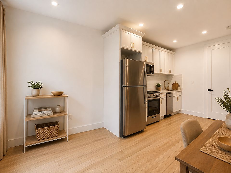 1st image of 47 W 55th St #5R