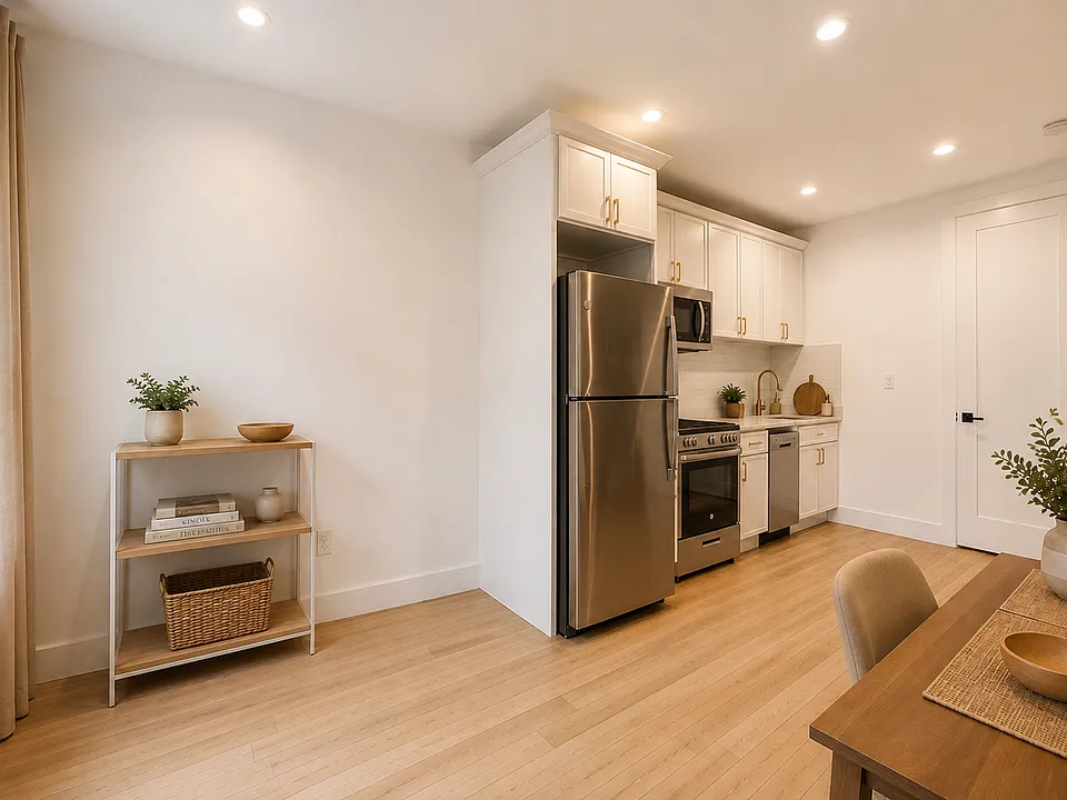 47 W 55th St #5R