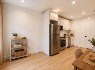 47 W 55th St #5R, New York, NY 10019