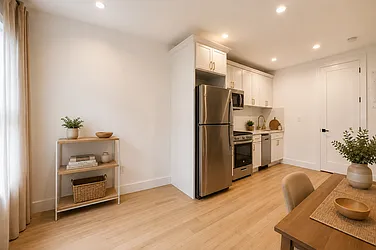 47 West 55th Street, #5R