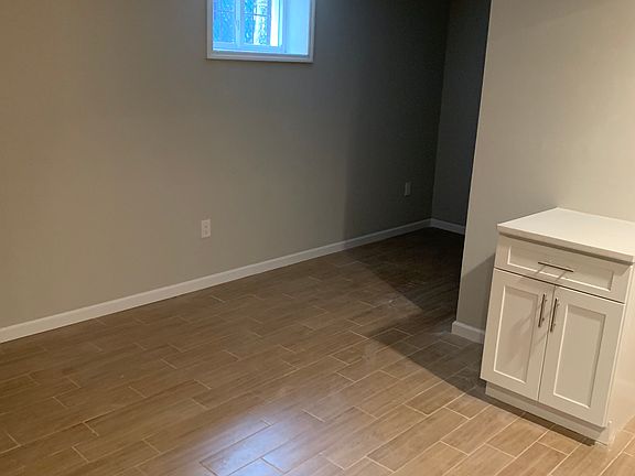 5th image of 4059 Grace Ave
