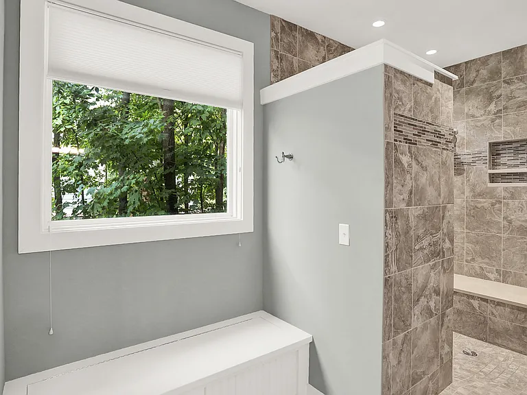 16893 Oak Manor Dr — Photo 34