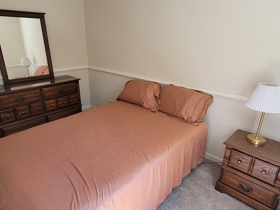 1st image of 211 Murphy Ave #1