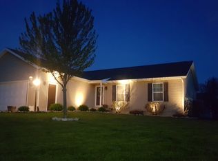 1408 Springbrook Dr, Cedar Falls, IA 50613