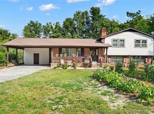 3609 Golfview Rd, Hope Mills, NC 28348