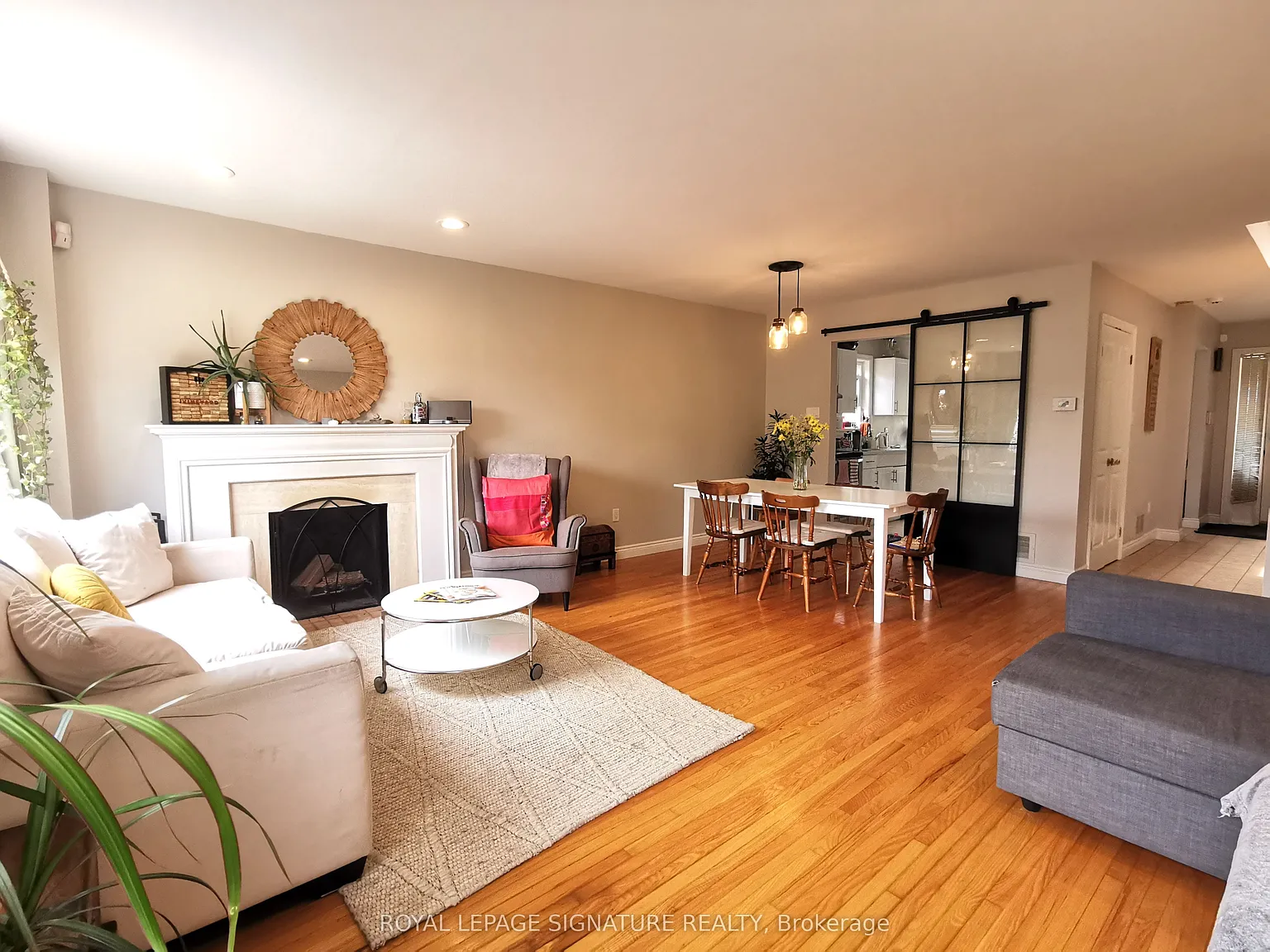 3 bed, $4,250 — Photo 2