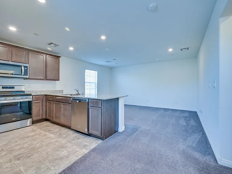 5202 Dubris Dr — Photo 20