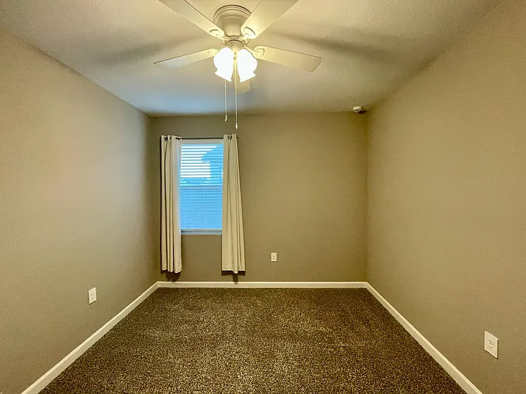 23955 W Watkins St — Photo 25