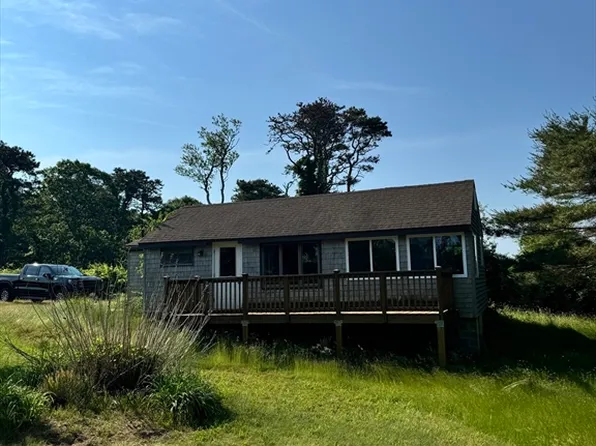 35 Pine Bay Ln, Brewster, MA 02631