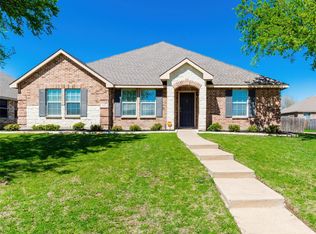 408 Foliage Ct, Red Oak, TX 75154