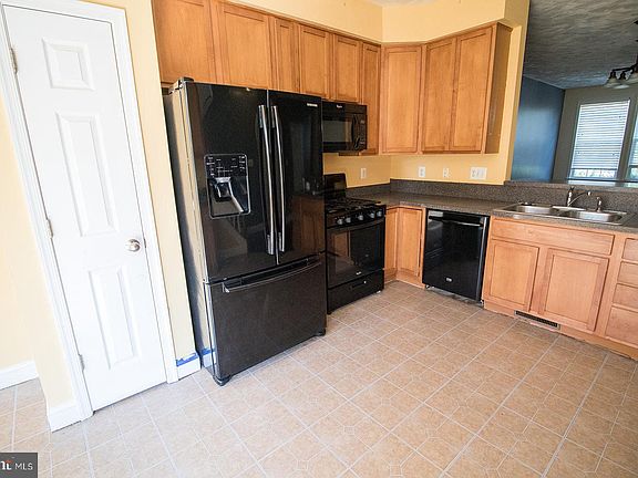 5th image of 21910 Weeping Willow Ln #D