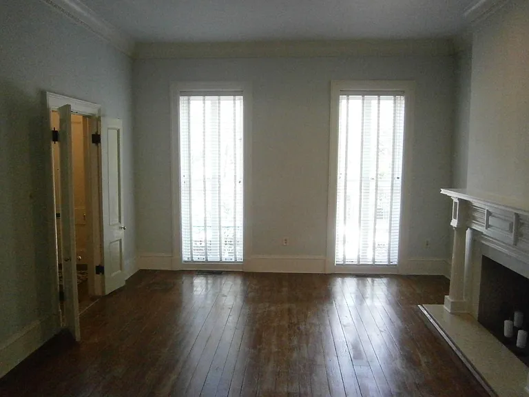 107 W Taylor St — Photo 9