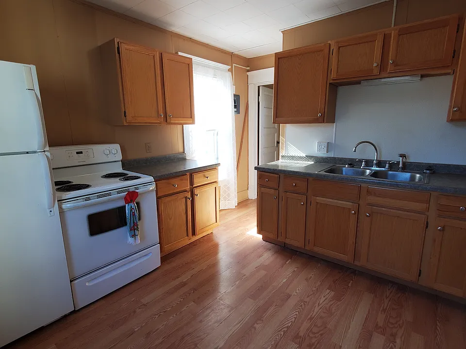 Eat-In Kitchen. Room for a table.