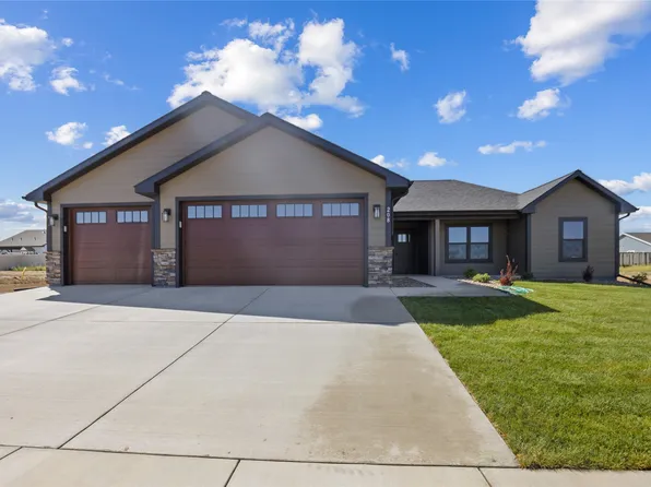 208 42nd Ave NE, Great Falls, MT 59404