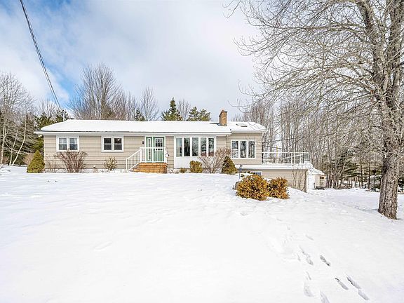 3rd image of 5 Tower View Rd